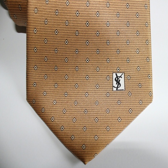 {Yves St. Laurent} 100% Silk Vintage Tie - Picture 1 of 6